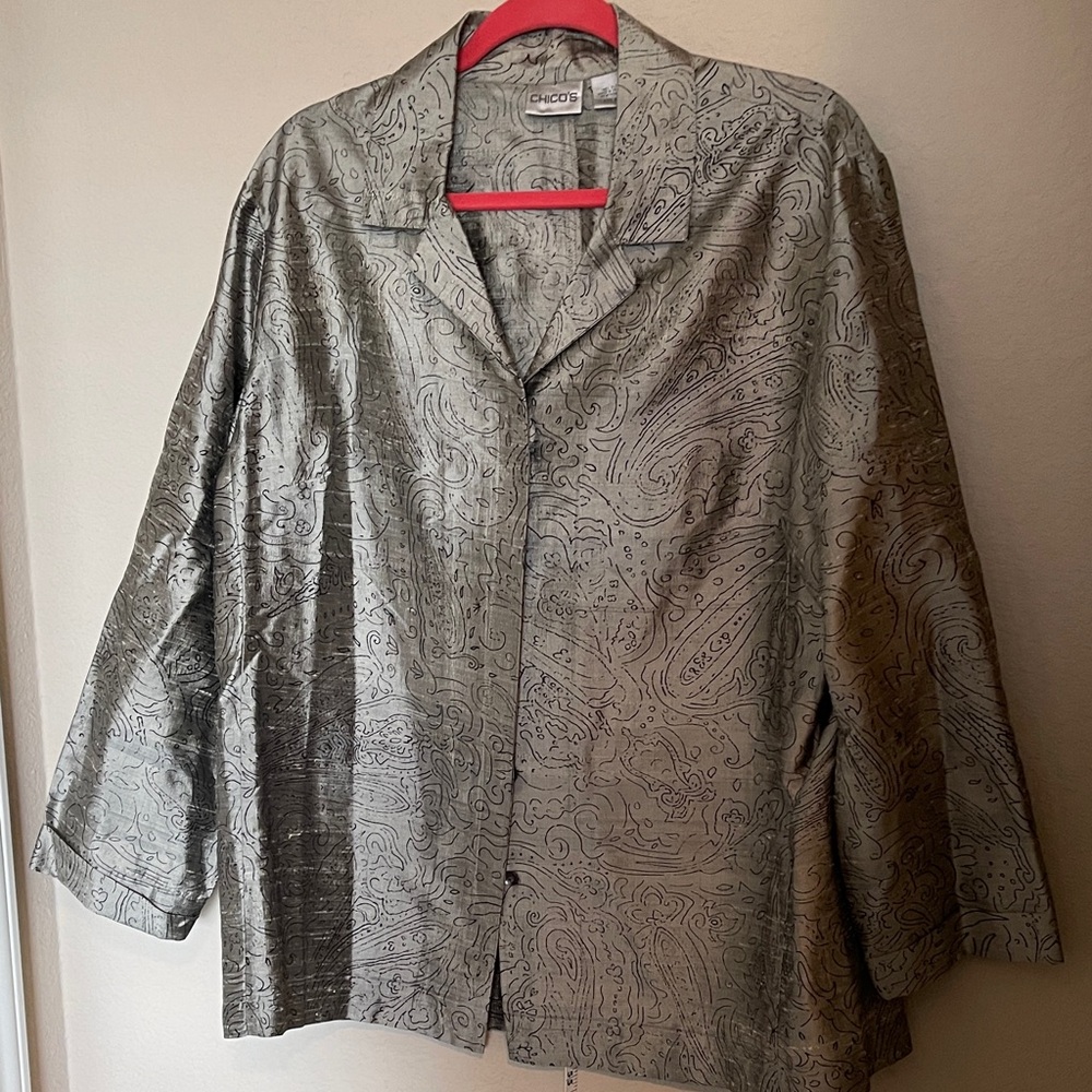 Chico's Silver Paisley Shirt with greenish tints